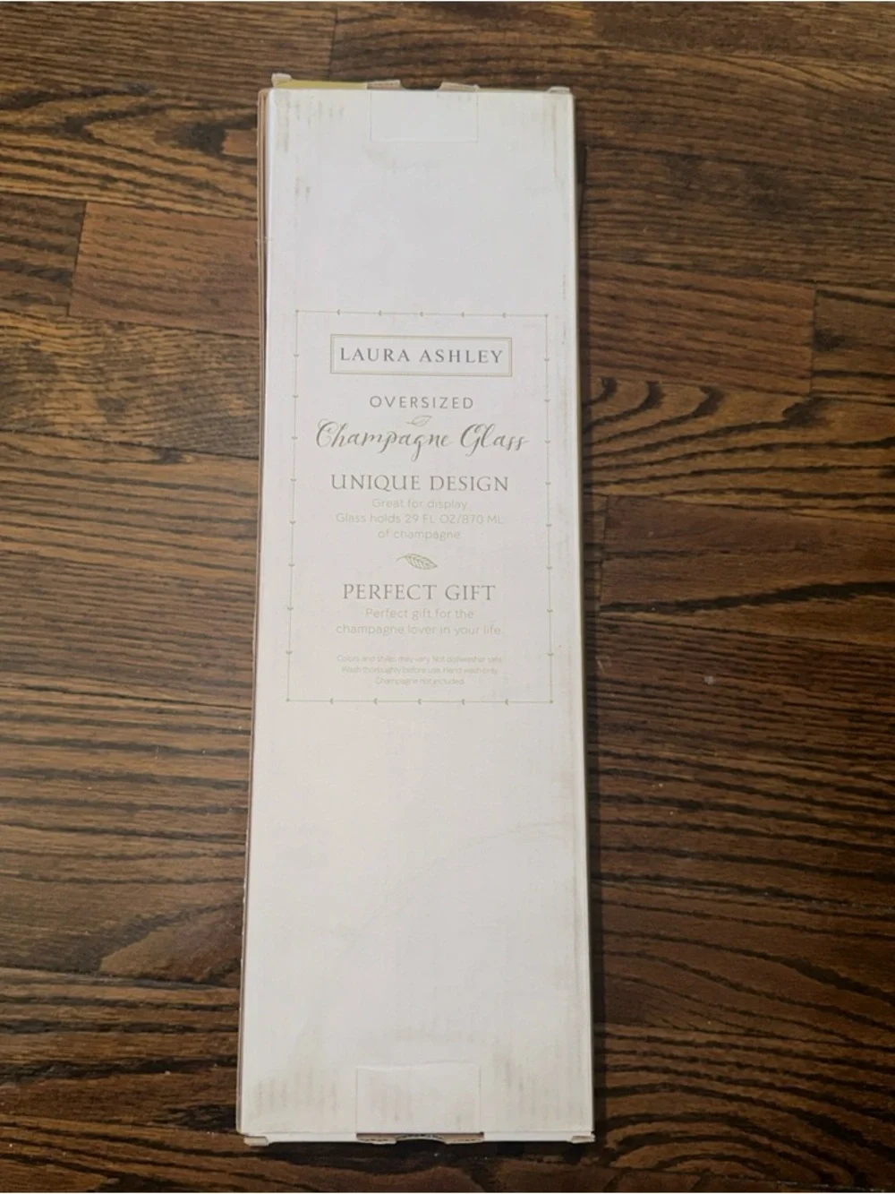 LAURA ASHLEY OVERSIZED WINE GLASS HOLDS 29 fl OZ OR CORKS